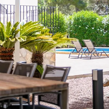 Eva By Aguilarent Villa *