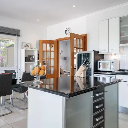 Eva By Aguilarent 哈维亚